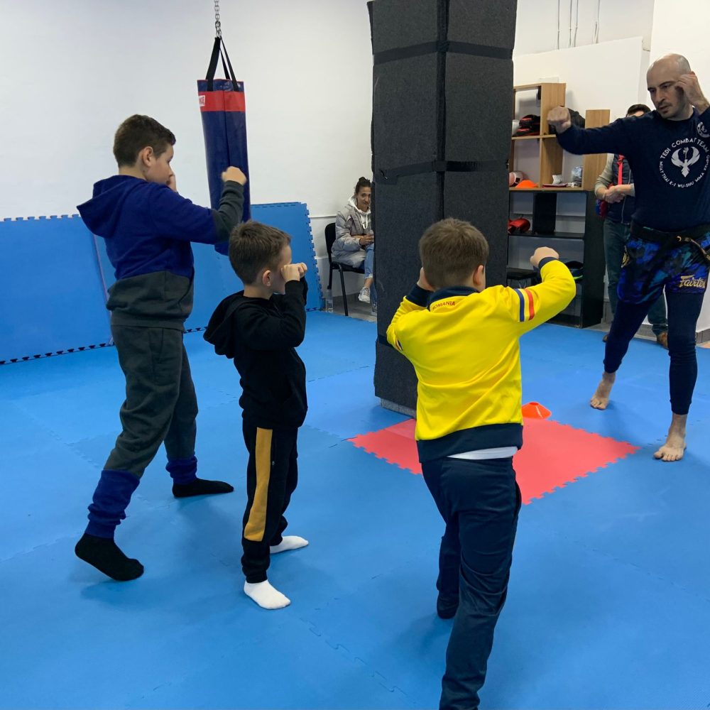 Antrenamente Muay Thai